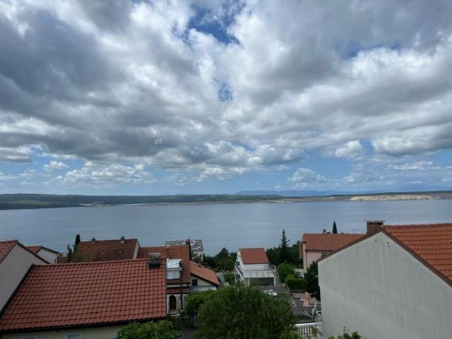Apartman Laura Dramalj Rom bilde