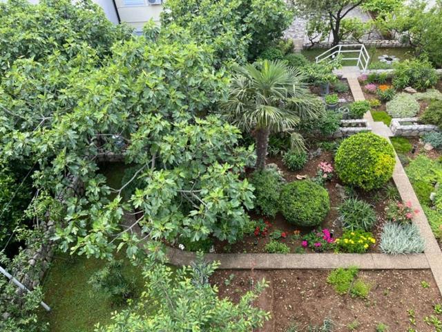 Apartman Laura Dramalj Rom bilde